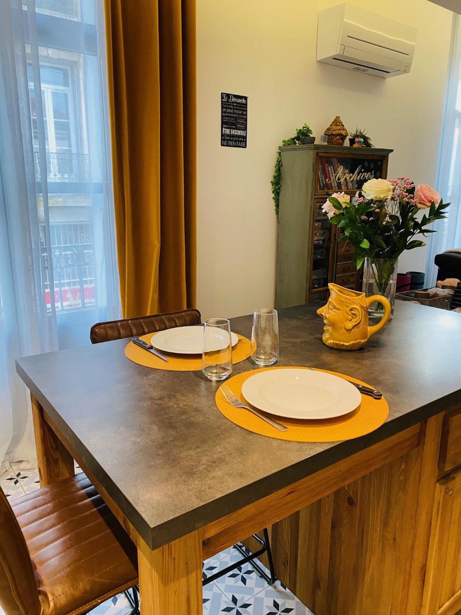 Douillet Et Coquet Appartement Climatise - Parking Prive Gratuit - Centre Μονπελιέ Εξωτερικό φωτογραφία